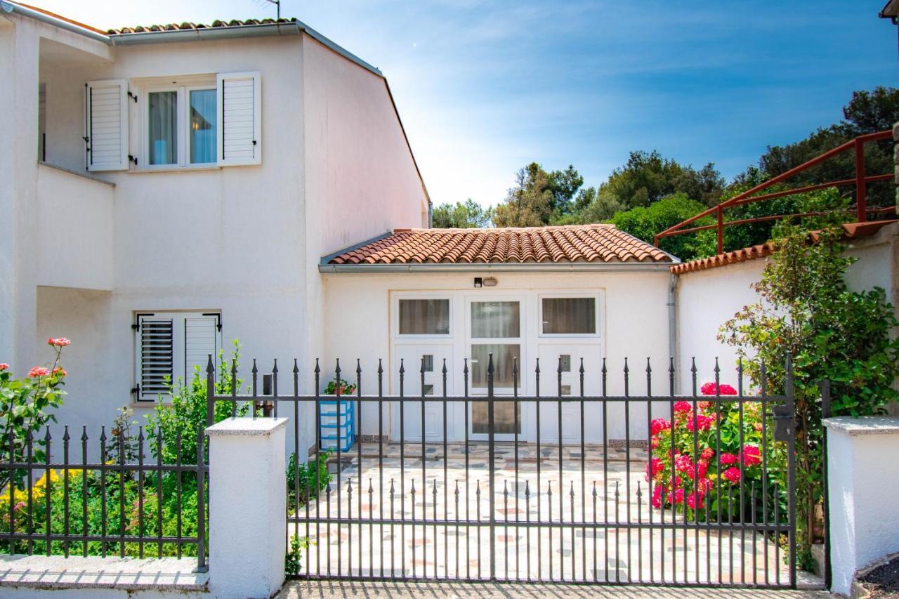 Apartments Betty Borik Ρόβινι Εξωτερικό φωτογραφία