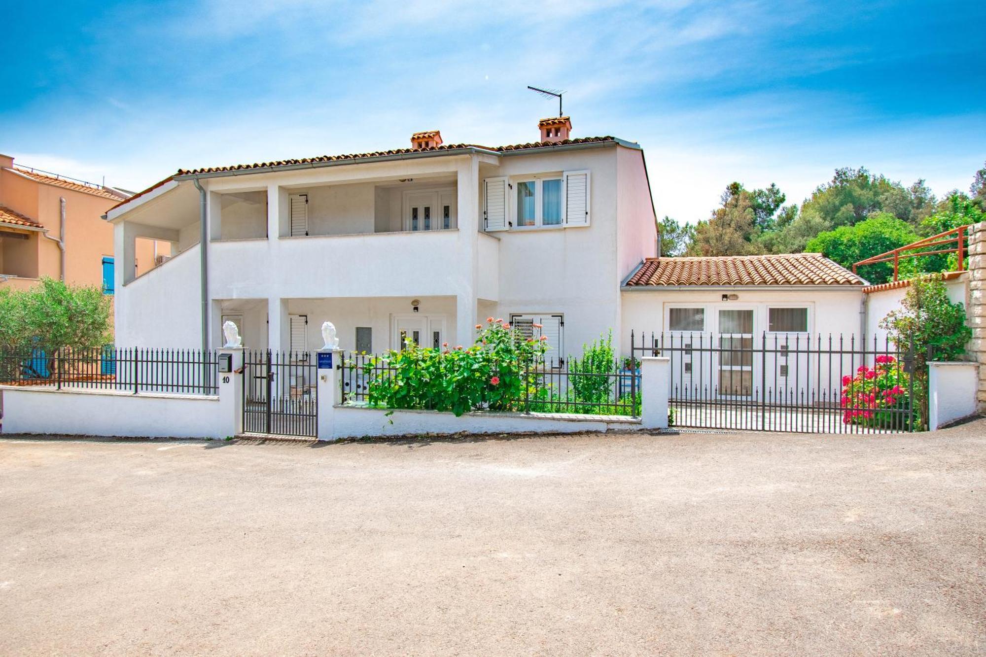 Apartments Betty Borik Ρόβινι Εξωτερικό φωτογραφία