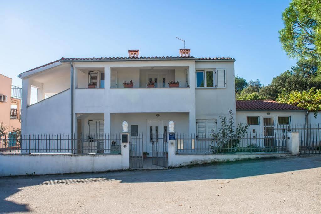 Apartments Betty Borik Ρόβινι Εξωτερικό φωτογραφία
